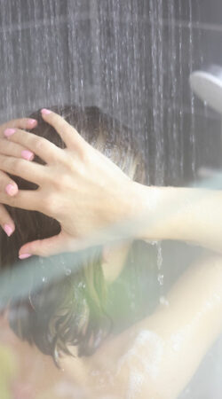 Avoid these 15 common shower mistakes