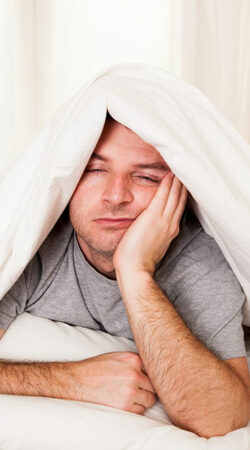 Avoid ignoring these 8 early symptoms of insomnia